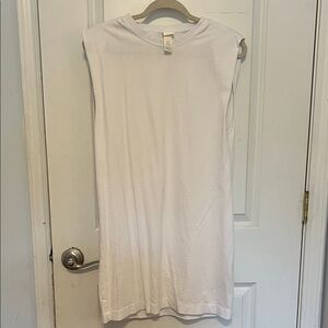 H&M White Sleeveless Dress